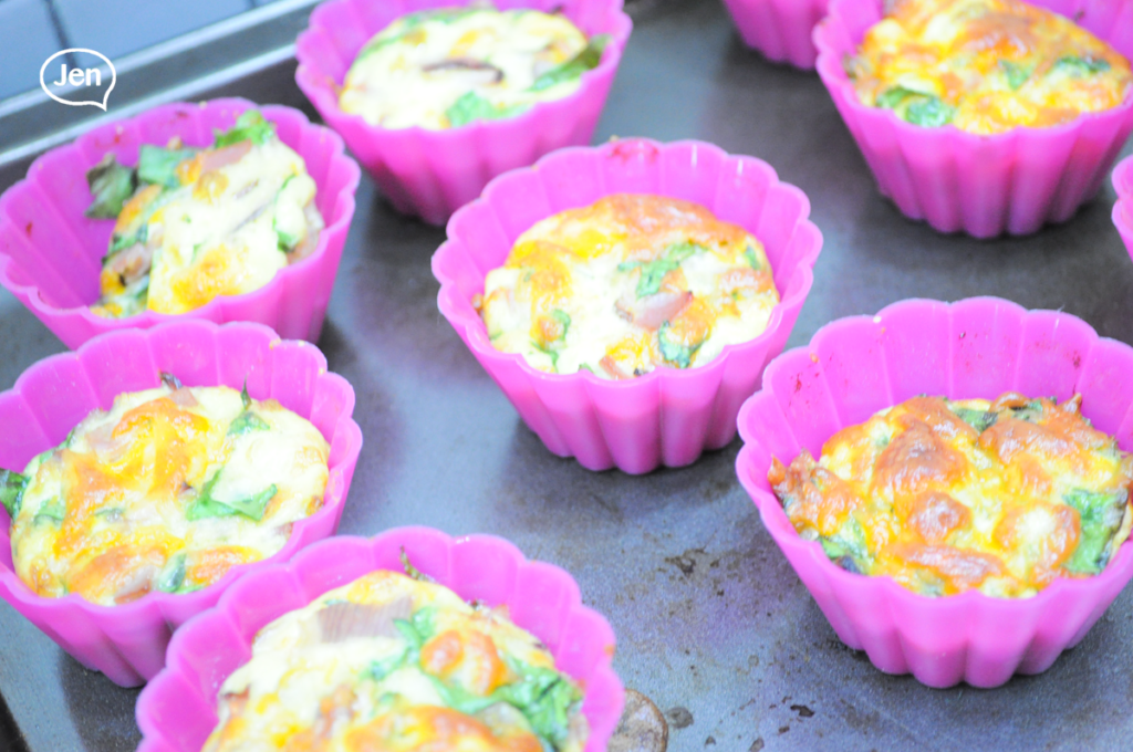 saint patricks, saint paddys, recipe, easy, healthy crustless, mini, quiches, ham, spinach, eggs, cheese, lots of cheese, montrealer, montreal blogger, love to cook, love to bake, home baker